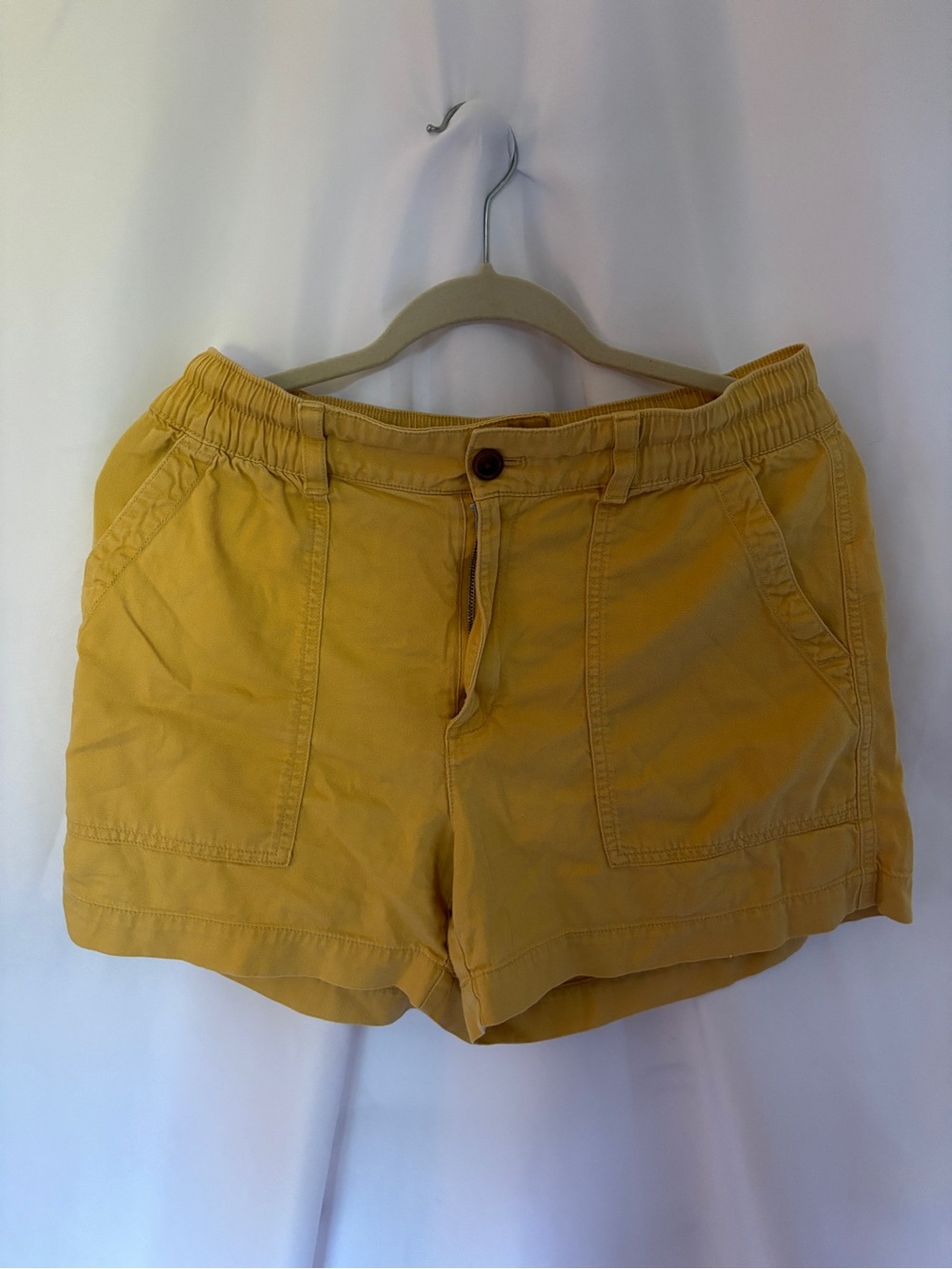 Gap Casual Women's Mustard Yellow Elastic Waist Shorts
